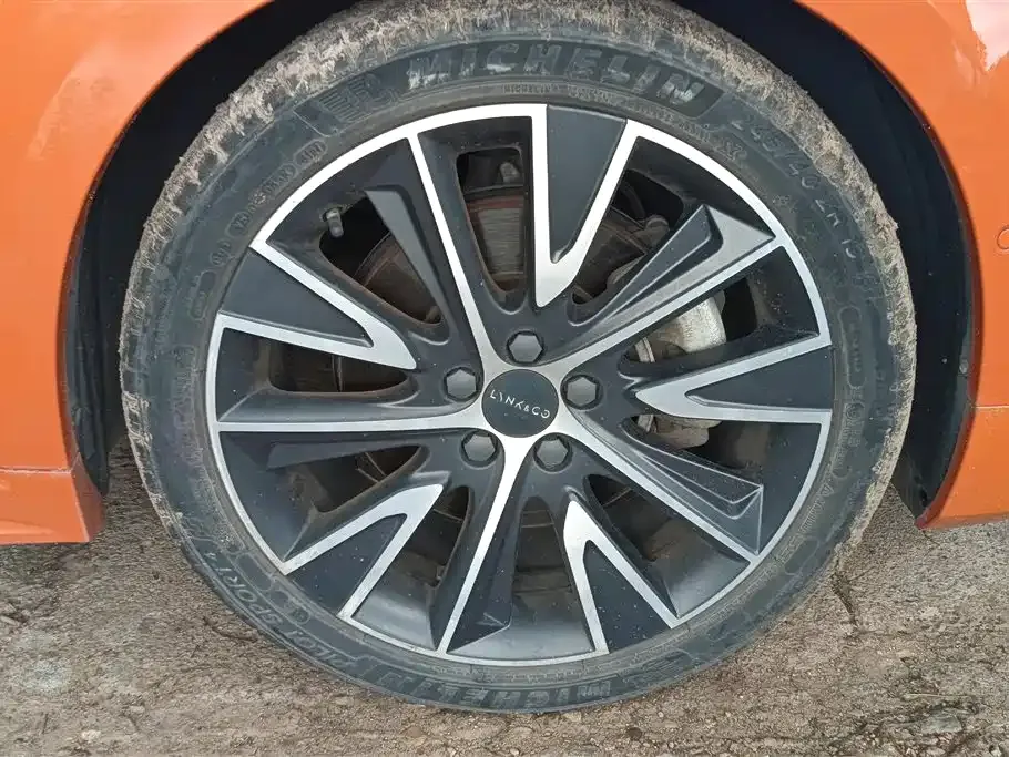 Lynk & Co 02 Hatchback 2022 из CN, фото 8