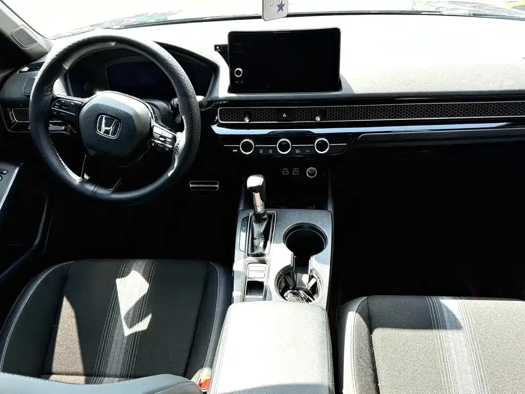 Honda Civic — фото 7