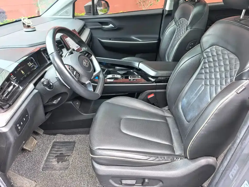Hyundai Custo 2023 из CN, фото 4