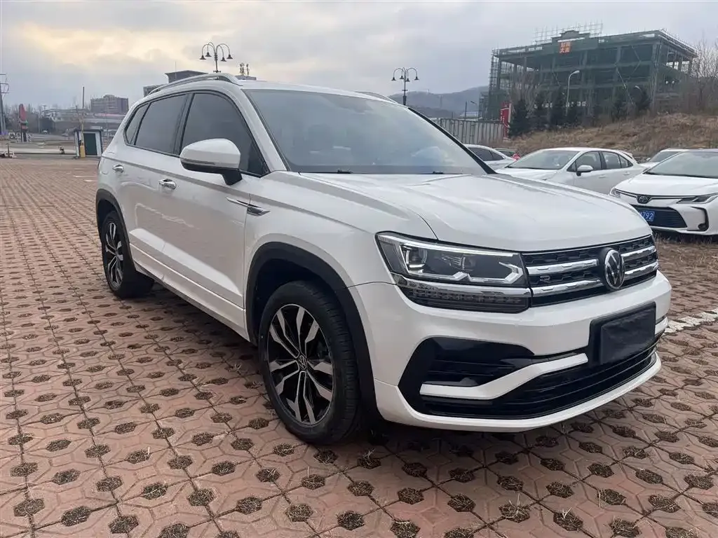 Volkswagen Tharu — фото 2