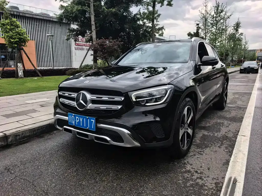 Mercedes-Benz GLC — фото 1