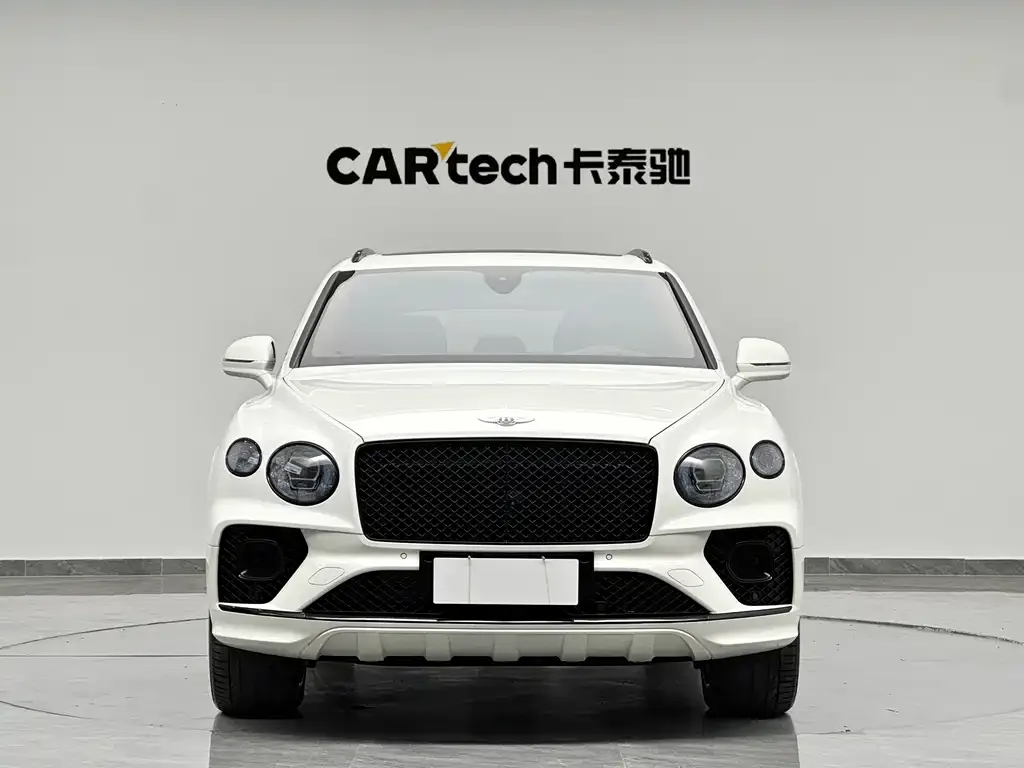 Bentley Bentayga PHEV 2022 из CN, фото 4