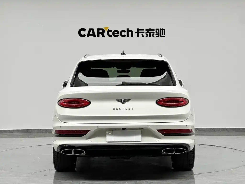 Bentley Bentayga PHEV 2022 из CN, фото 2