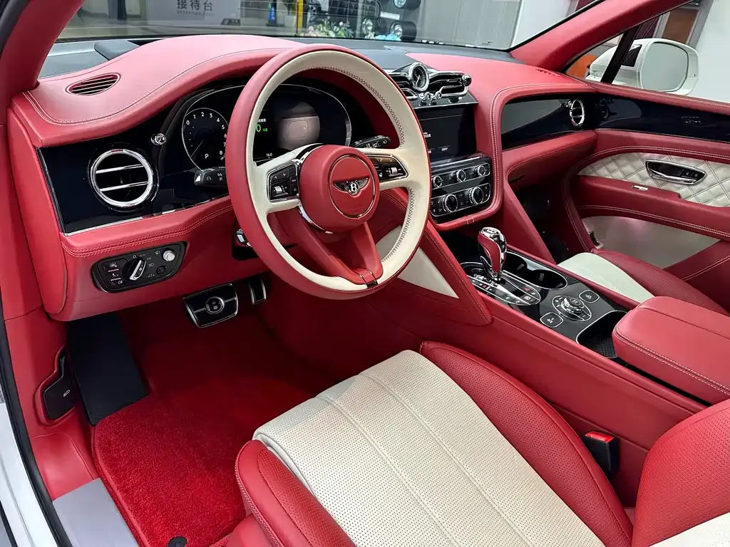 Bentley Bentayga PHEV 2022 из CN, фото 10