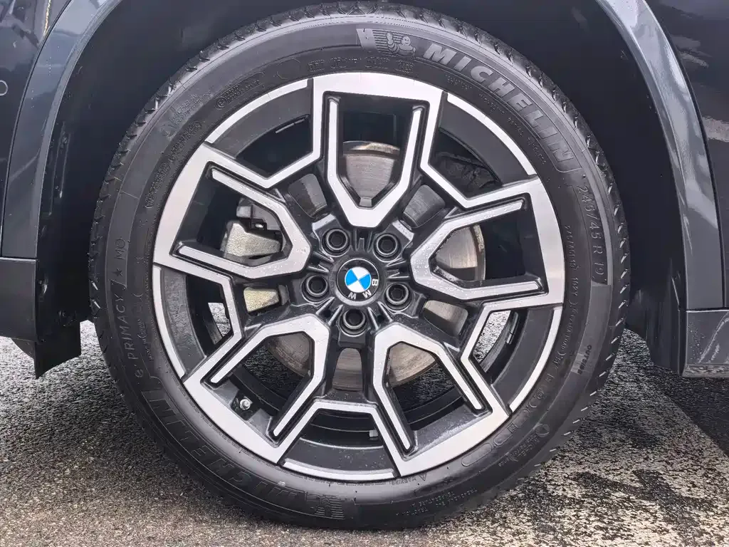 BMW X1 — фото 10