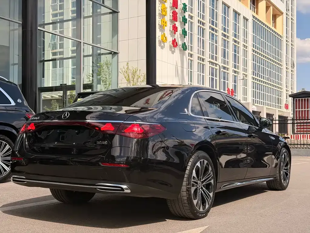 Mercedes-Benz E-Class New Energy — фото 10