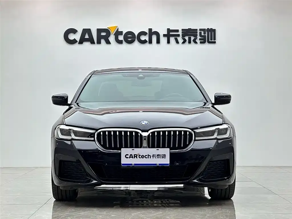 BMW 5 Series — фото 3