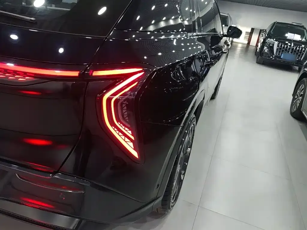 Hongqi Tiangong 08 2024 из CN, фото 2