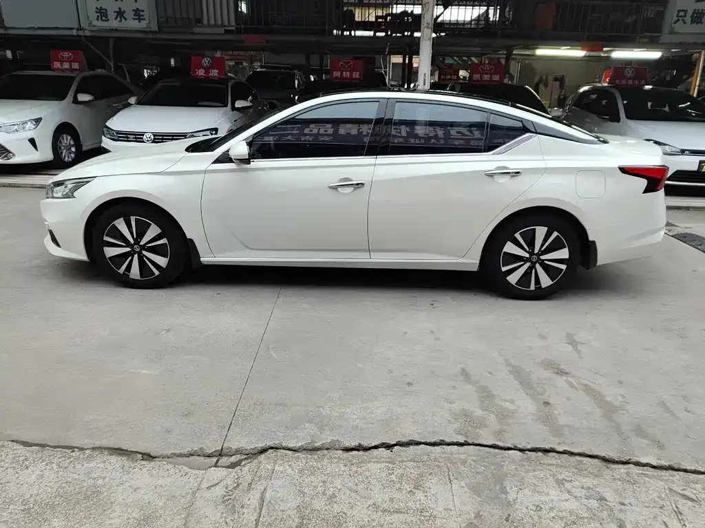 Nissan Teana — фото 10