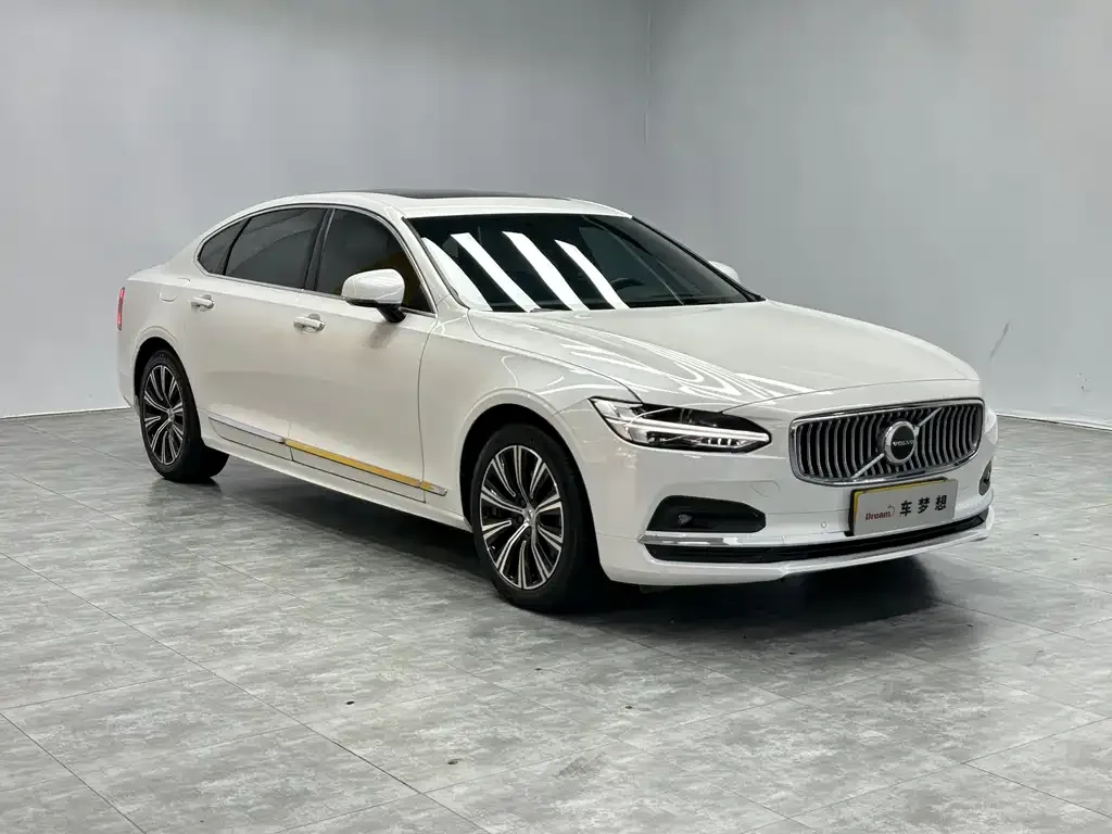 Volvo S90 — фото 8