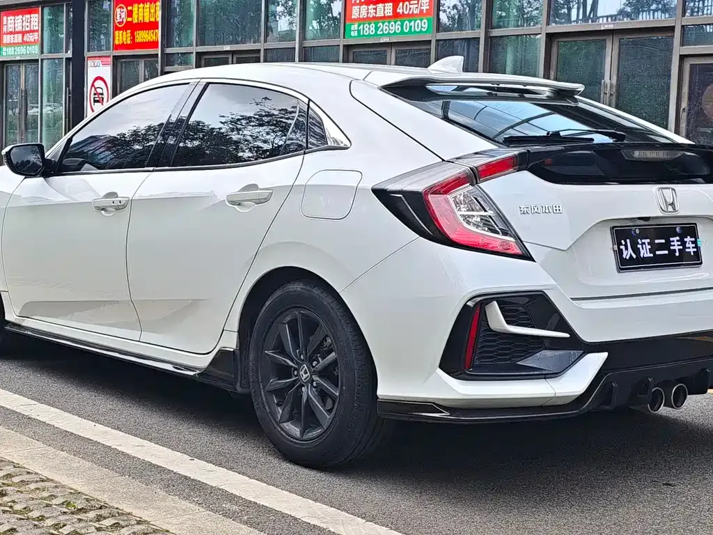 Honda Civic — фото 10