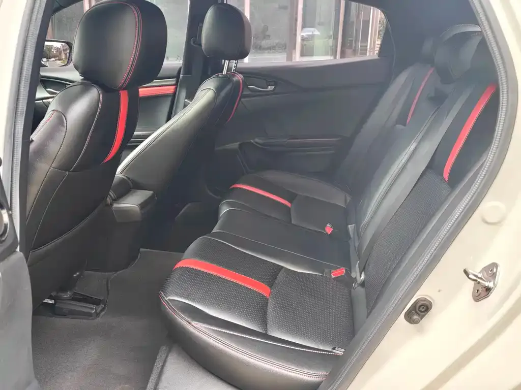 Honda Civic — фото 2