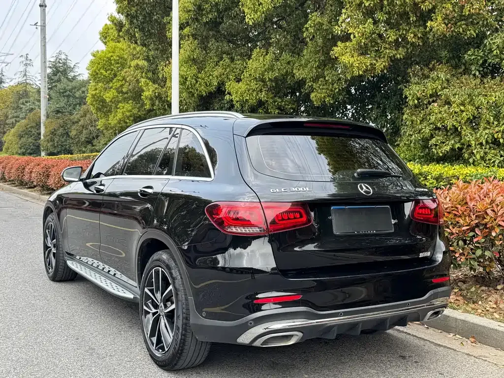 Mercedes-Benz GLC — фото 9