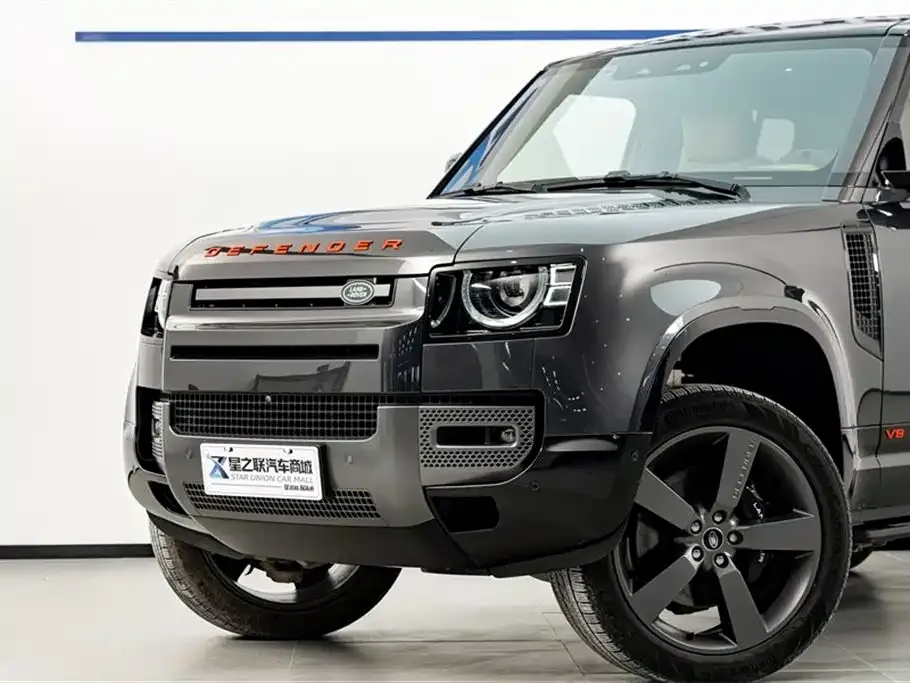 Land Rover Defender — фото 10