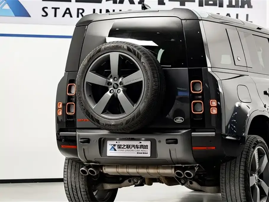 Land Rover Defender — фото 6