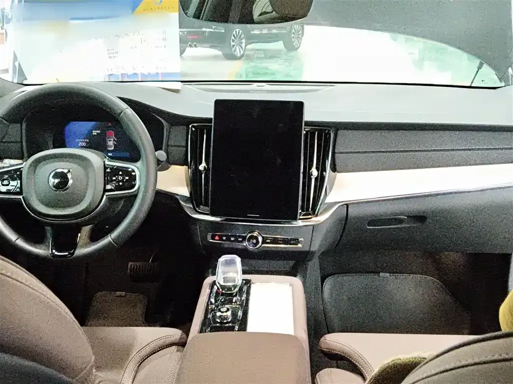 Volvo S90 — фото 7