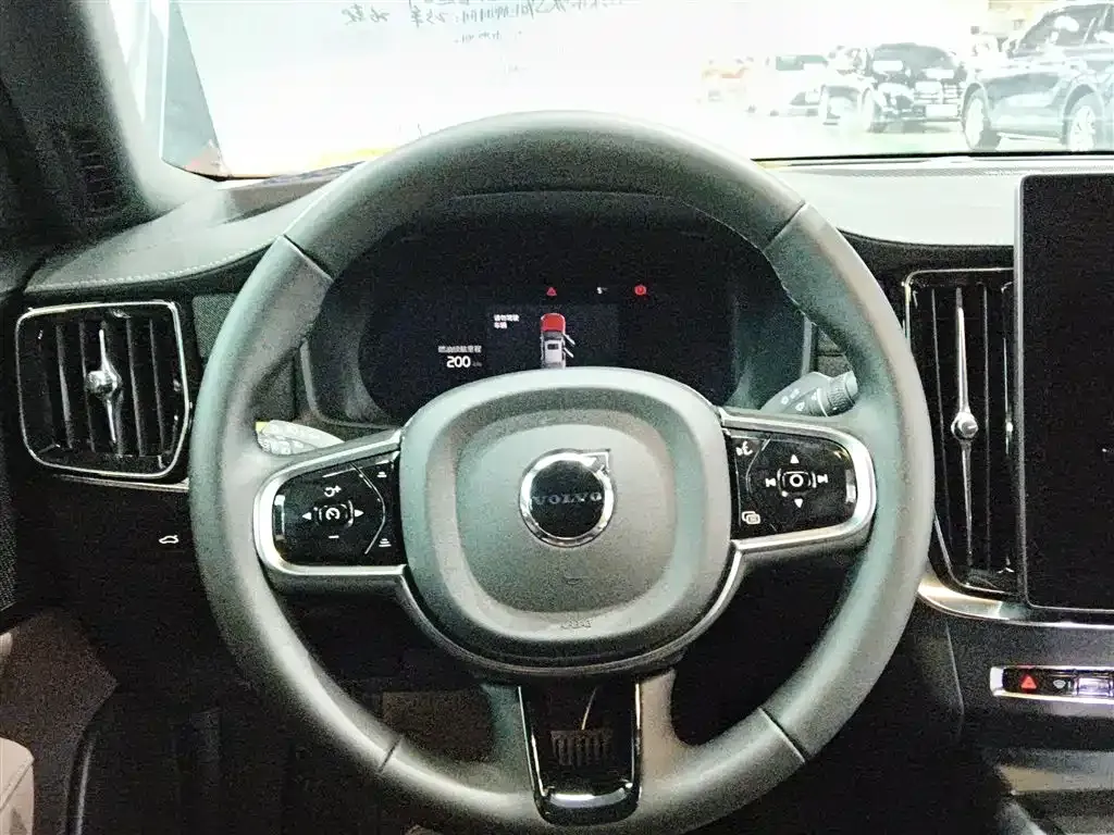Volvo S90 — фото 4