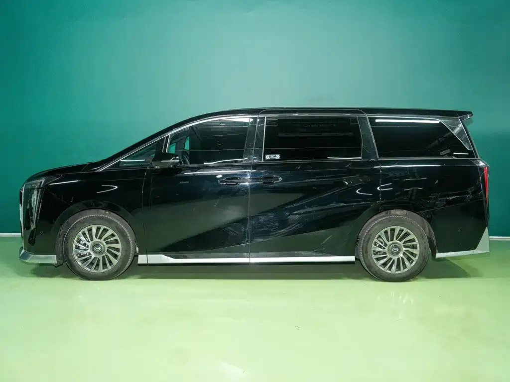 GAC Motor Trumpchi M8 — фото 10
