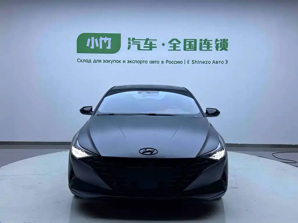 Hyundai Elantra — фото 2
