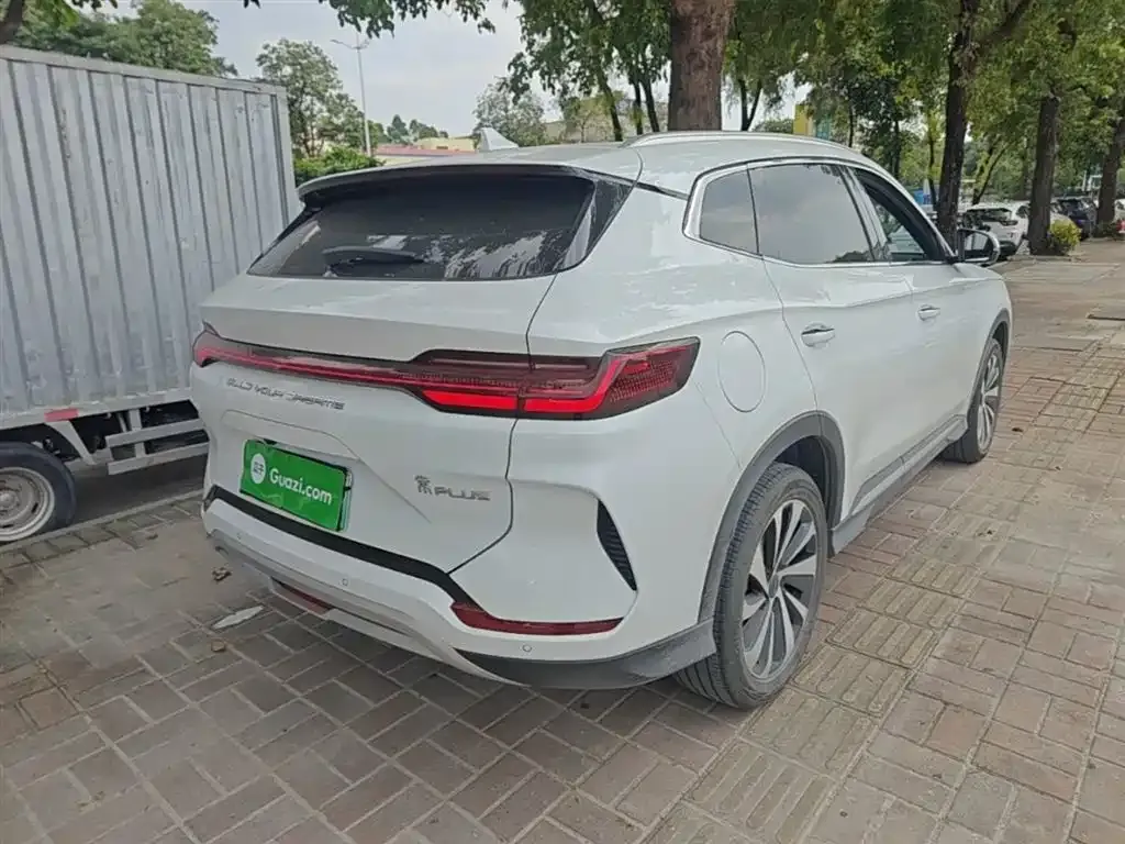BYD PLUS New Energy — фото 3