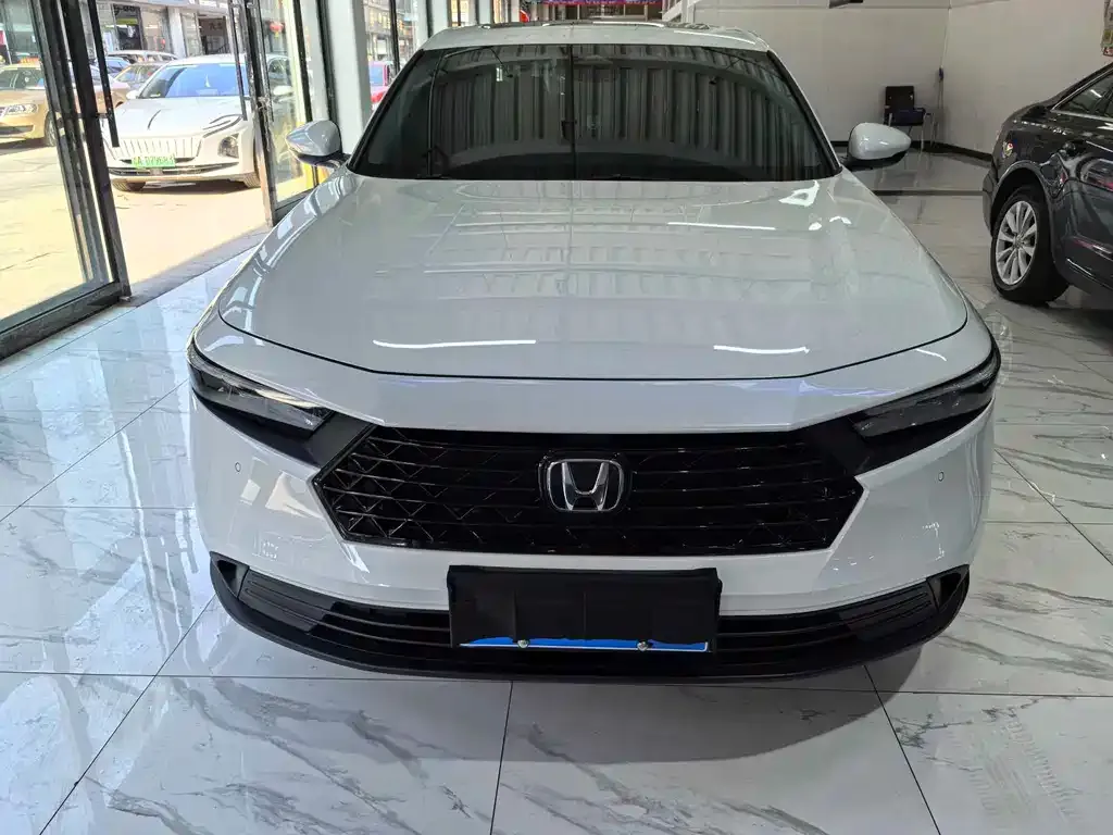 Honda Accord — фото 2