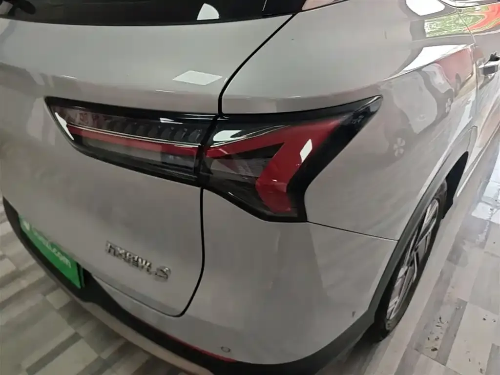 Wuling Xingguang S — фото 4
