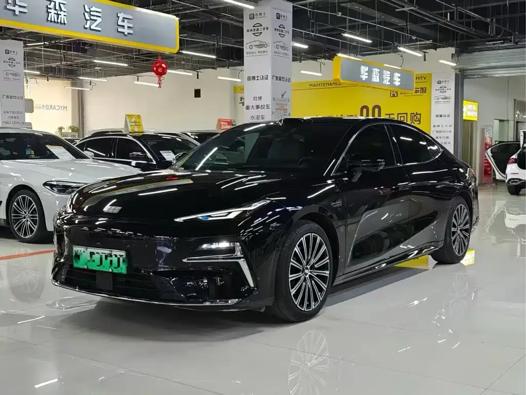 Geely Galaxy Xingyao 8 2025 из CN, фото 1