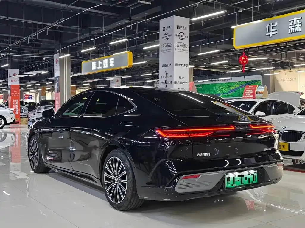 Geely Galaxy Xingyao 8 2025 из CN, фото 5