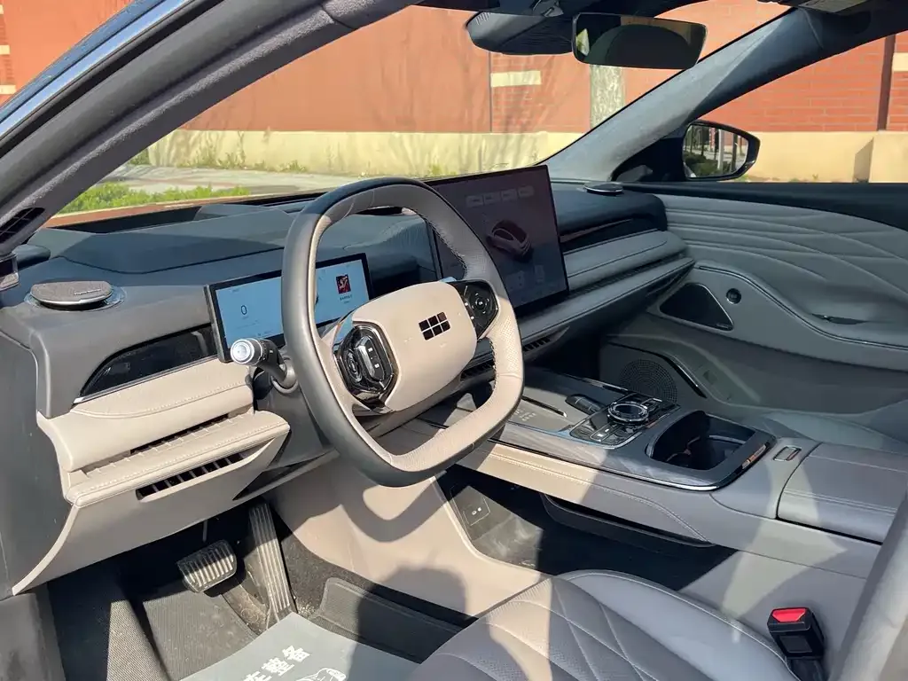 Geely Galaxy Xingyao 8 2025 из CN, фото 3