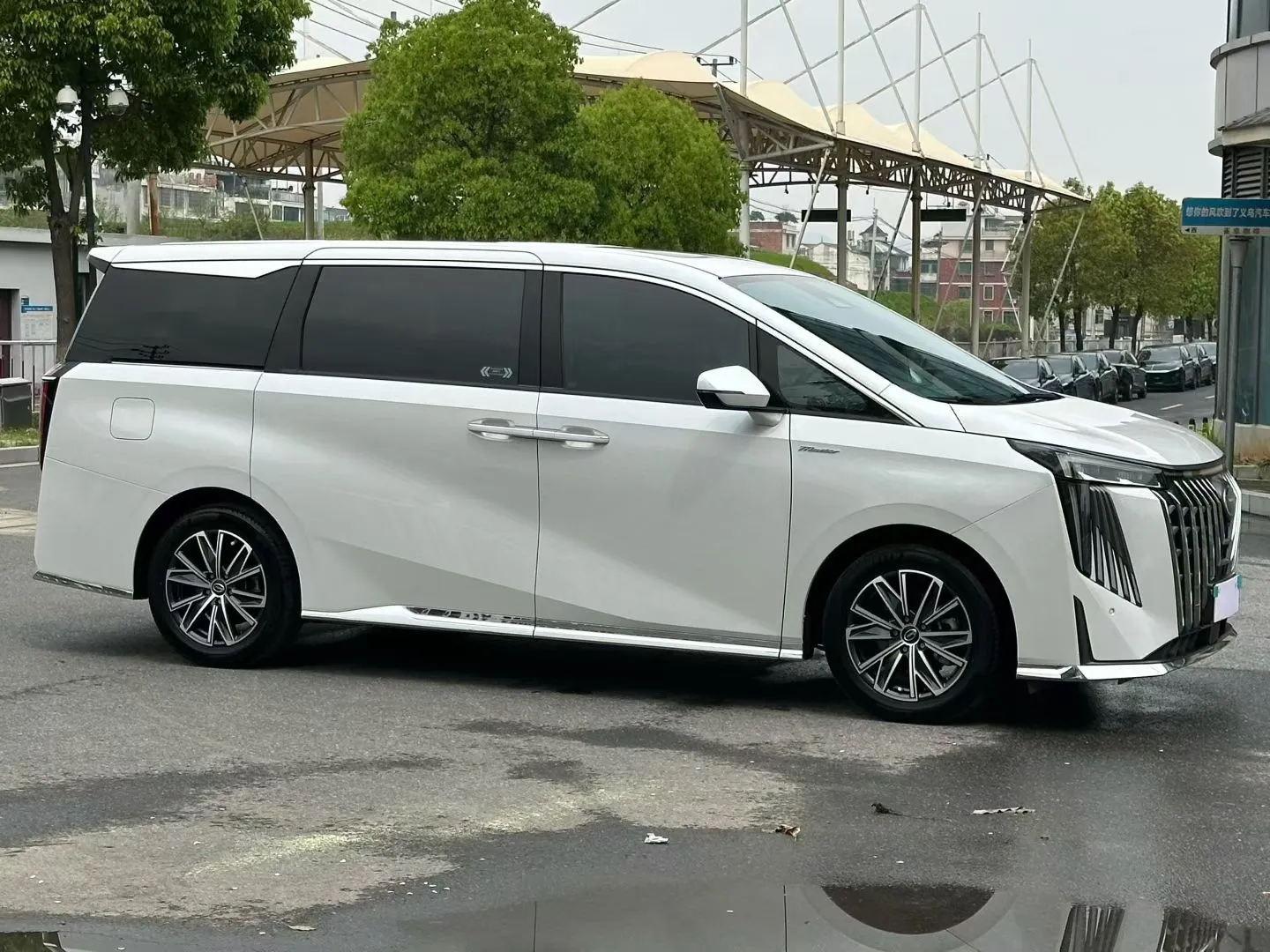 GAC Motor Trumpchi M8 — фото 8