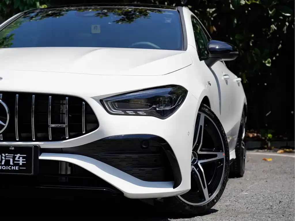 Mercedes-Benz CLA AMG — фото 7
