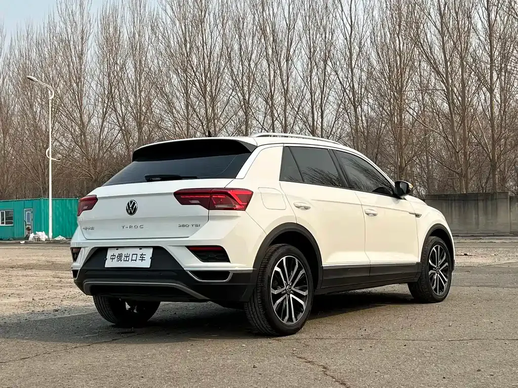 Volkswagen T-Roc — фото 2