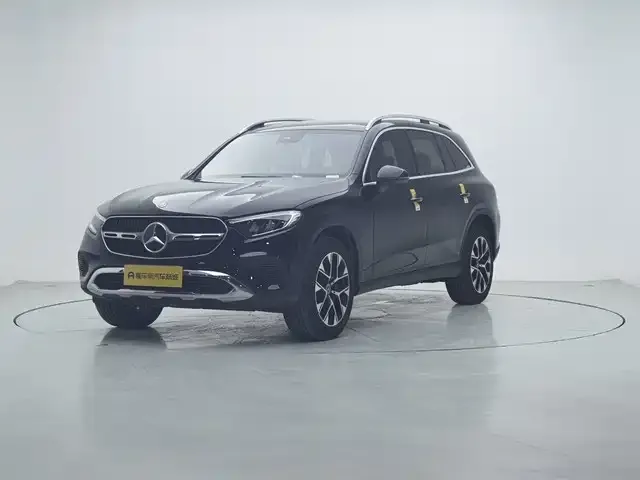 Mercedes-Benz GLC — фото 1
