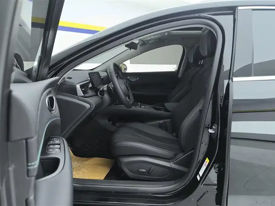 BYD Seal 05 DM-i 2025 из CN, фото 10