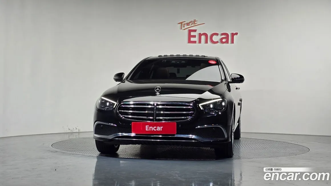 Mercedes-Benz E-Class 2023 из KR, фото 2