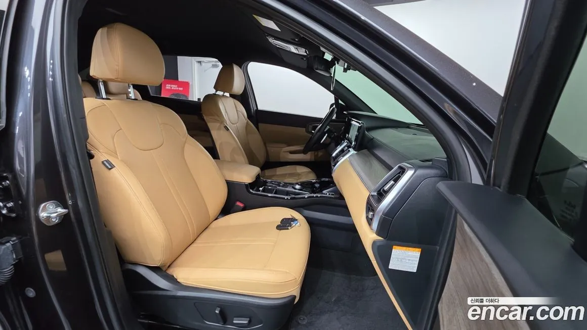 Kia Sorento — фото 6
