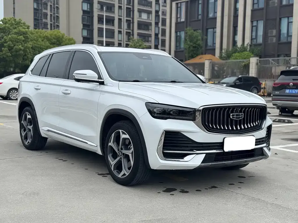Geely Xingyue L — фото 8