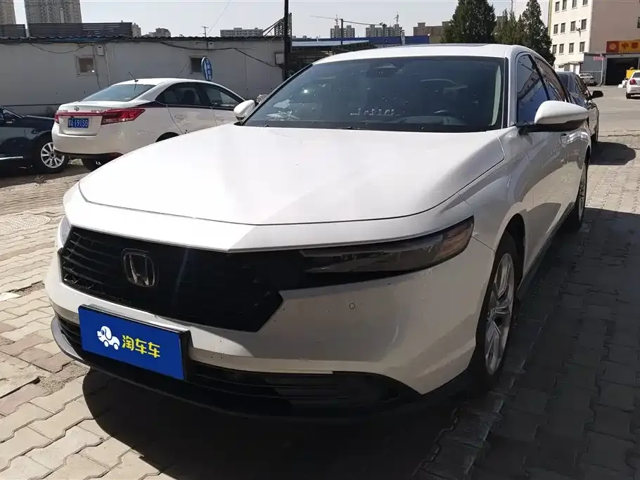Honda Accord — фото 5
