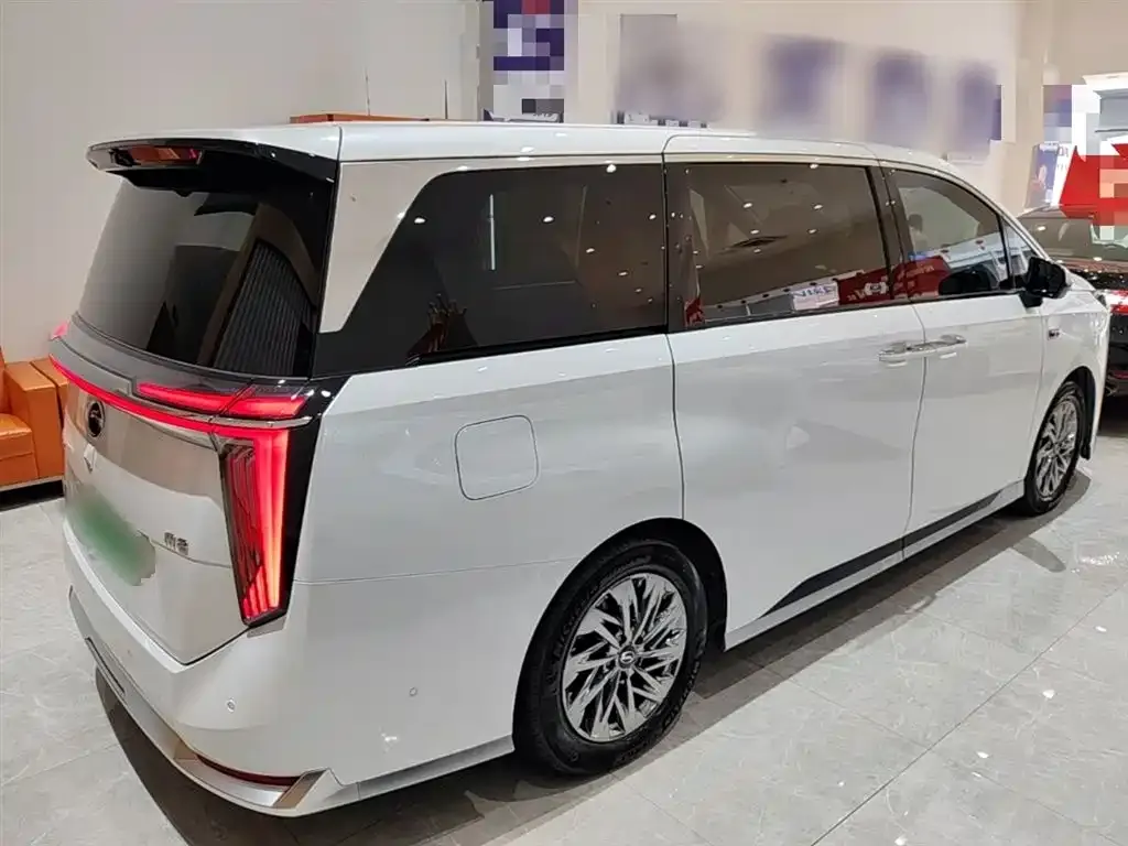 GAC Motor Trumpchi M8 — фото 4