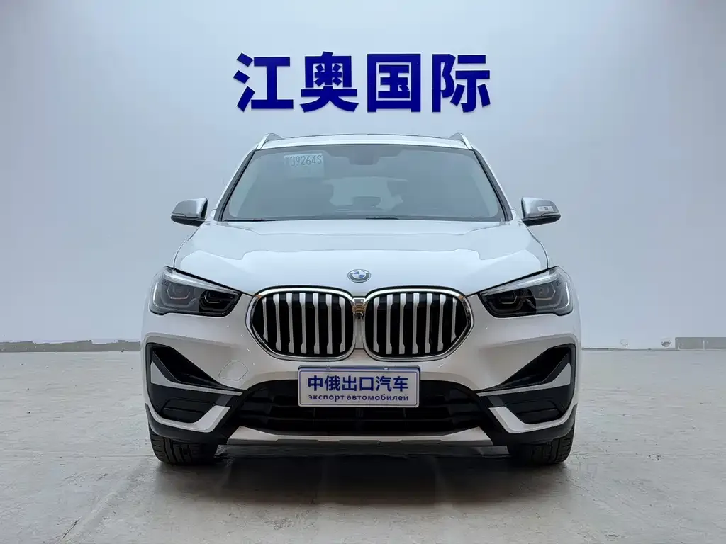 BMW X1 — фото 2