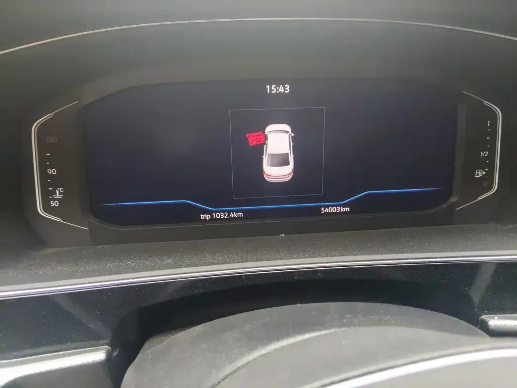 Volkswagen Passat — фото 10