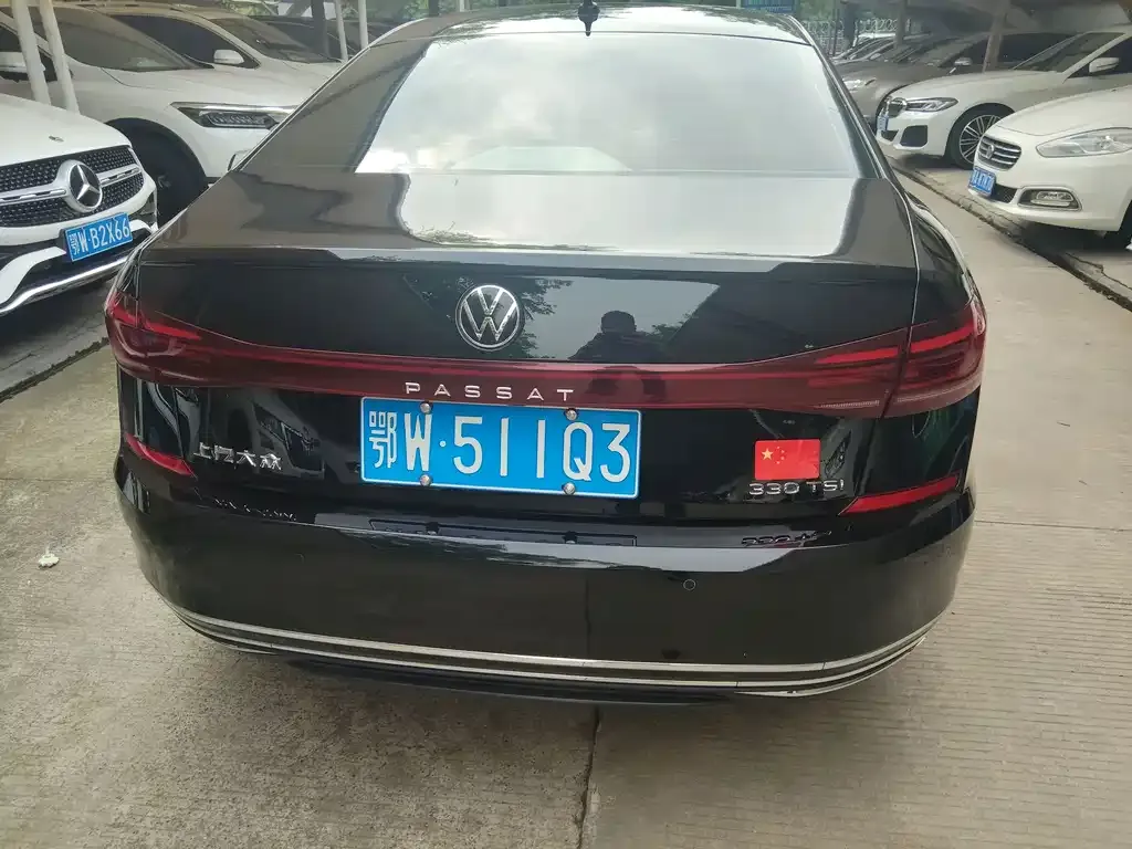 Volkswagen Passat — фото 3