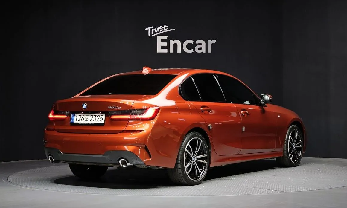 BMW 3-Series 2021 из KR, фото 3