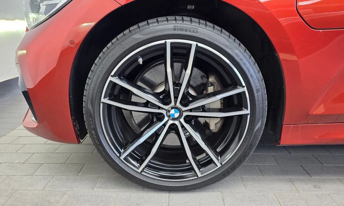 BMW 3-Series 2021 из KR, фото 7