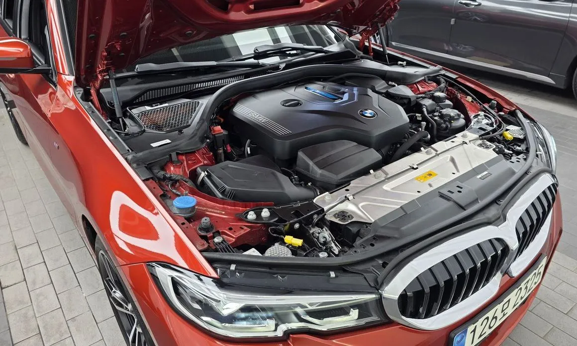 BMW 3-Series 2021 из KR, фото 8