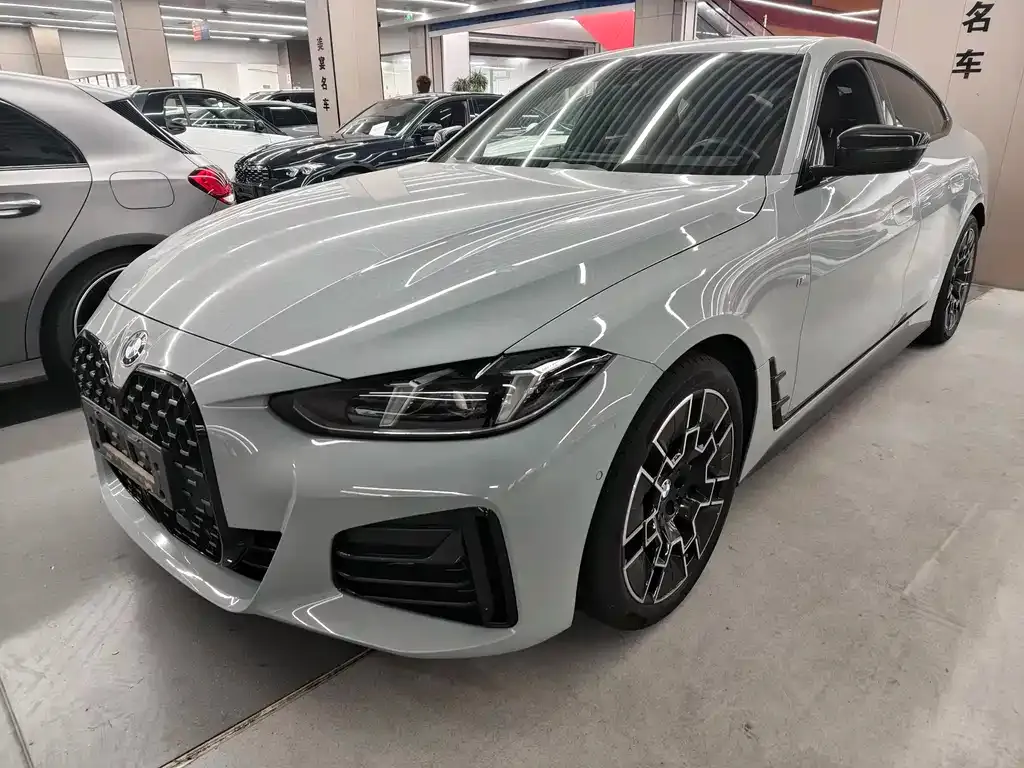 BMW 4 Series — фото 1