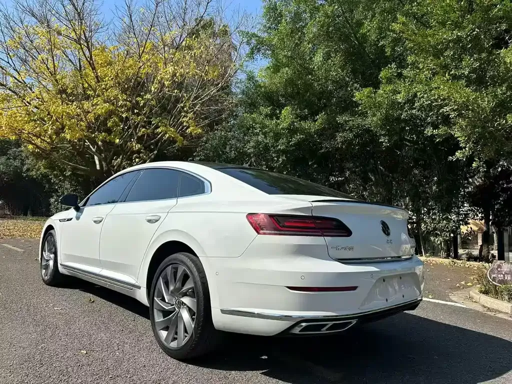 Volkswagen CC — фото 9