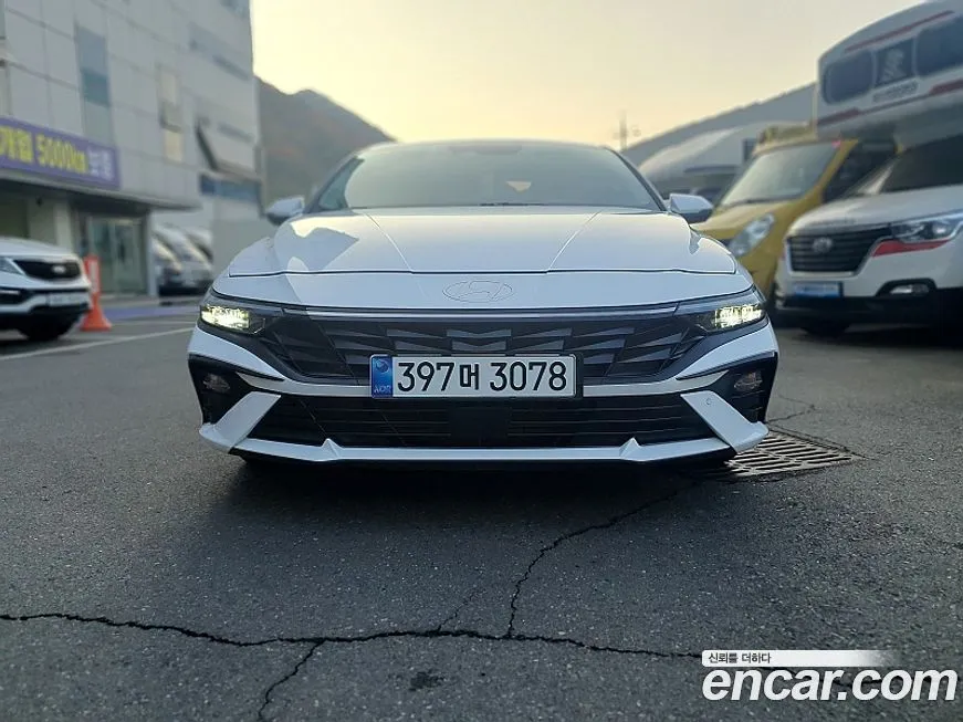 Hyundai AVANTE — фото 8