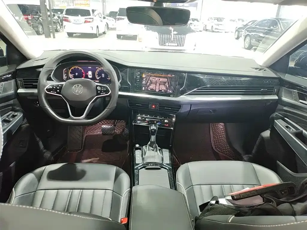 Volkswagen Passat — фото 10