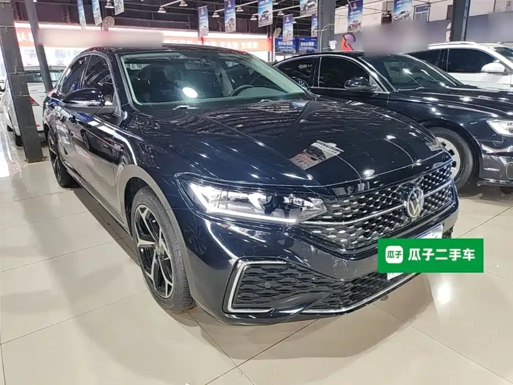 Volkswagen Passat — фото 2